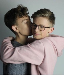 Twinks cute top mix gay tube 5fbbc105dd95c.jpg