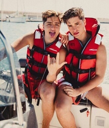 Twinks cute top mix gay tube 5fbbc824c44de.jpg