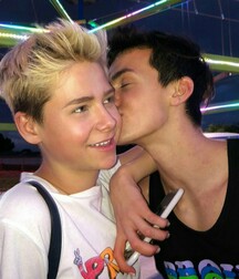 Twinks cute top mix gay tube 5fbbc877bc1b6.jpg