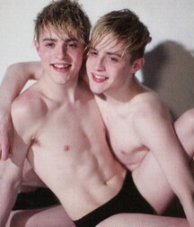 Twinks cute top mix gay tube 5fbbcace88d6c.jpg