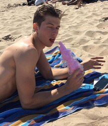 Twinks cute top mix gay tube 5fbbcb4c2e293.jpg