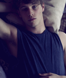 Pretty Boys 5b1f3793430d3.jpg