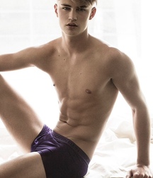 Underwear and Speedos 5b2d38d36712d.jpg