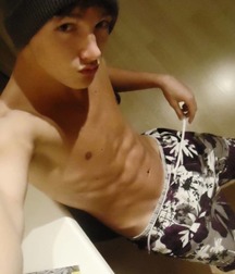 Cute looking boys 5c7ad360972b5.jpg