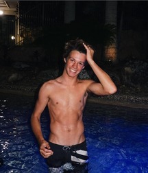 Cute looking boys 5c7ad36e3e096.jpg