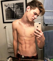 Cute looking boys 5c7ad3907873f.jpg