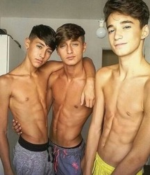 Cute looking boys 5c7ad391a698d.jpg