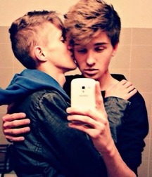 Cute looking boys 5c7ad3966c821.jpg