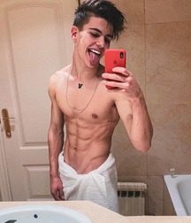 Cute looking shirtless boys 5c85805e76918.jpg