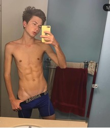 Cute looking shirtless boys 2 5c85814d344f8.jpg