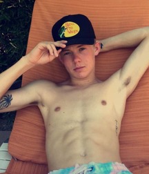 Cute looking shirtless boys 5 5c8aae8fd9b86.jpg