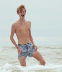 Cute looking shirtless boys 5 5c8aae929b5ca.jpg