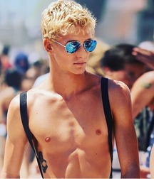 Cute looking shirtless boys 5 5c8aae974ec4c.jpg