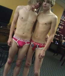 AA - Boys! 23 5c830f85c8ff5.jpg