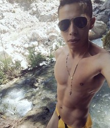 AA - Boys! 34 5ce9ba31c307e.jpg