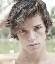 AA - Boys! 40 5d21134a7b3fa.jpg
