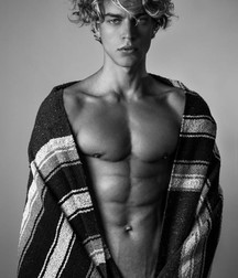 AA - Boys! 41 5d2a4485cbc43.jpg