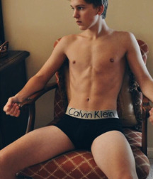 AA - Boys! 47 5d585f9f8222b.jpg