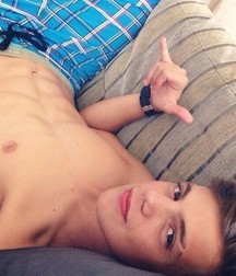 AA - Boys! 51 5d90c31f20629.jpg