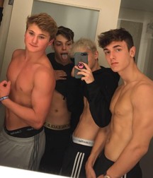 AA - Boys! 52 5d9908f796ae4.jpg