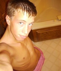AA - Boys! 54 5da22cc43eb4e.jpg