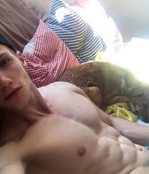 AA - Boys! 54 5da22cf9d92d0.jpg