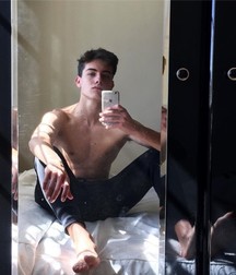 AA - Boys! 56 5dab8bebcf2e7.jpg
