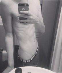 AA - Boys! 56 5dab8c5aee4cc.jpg