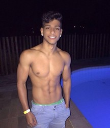 AA - Boys! 56 5dab8cb680459.jpg