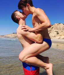 AA - Boys! 58 5db4c6ec4f69c.jpg