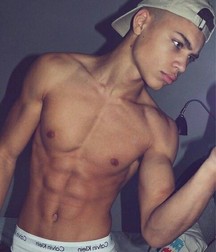 AA - Boys! 61 5dbf72cf51067.jpg
