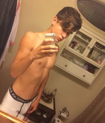 AA - Boys! 64 5dd1c9eb8e36b.jpg