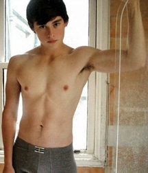 AA Vid - Boys! 68 5de06aa40e0c2.jpg