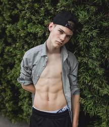 AA - Boys! 69 5de3252b917a0.jpg