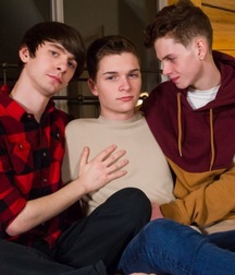 Twink Threesome Turnabout