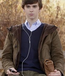 Young Actors You've Admired 5cb854f35f67d.jpg