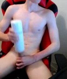 abricosa model cam boys porn 614f22ab71b71.jpg