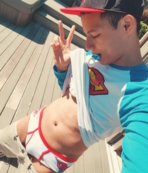 Little Diaper boy  5b1f67372bc0d.jpg
