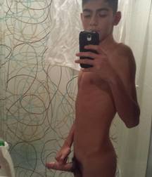 Handy-Selfies 5b37bfd5b8f16.jpg