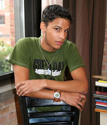 Aron 01 5b5d8d04b96fc.jpg