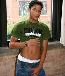 Aron 01 5b5d8d0772c04.jpg