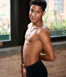 Aron 01 5b5d8d28b795f.jpg