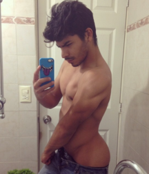 sweet selfies 03 5b82f7fbdf75a.png
