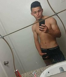 Sweet Selfies 05 5b830b3c26d54.jpg