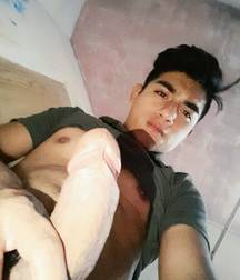 Sweet Selfies 05 5b830b4e8f70c.jpg