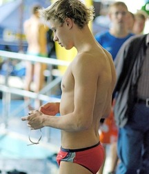 boys in speedos 5b938f248a0c7.jpg