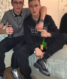 sexylads4 5b2cc23fe3c4f.png
