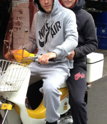 sexylads5 5b2cc29a42ebe.png