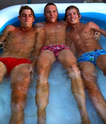 boys want daddies8 5b4c69b84e431.jpg