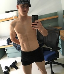 boys hard for daddies500 5be9ca73db0fe.jpg